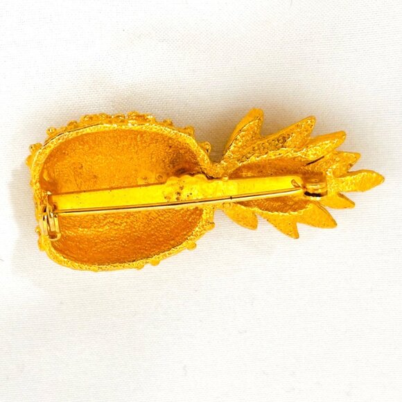 Gold Tone Textured Pineapple Brooch - Picture 6 of 6